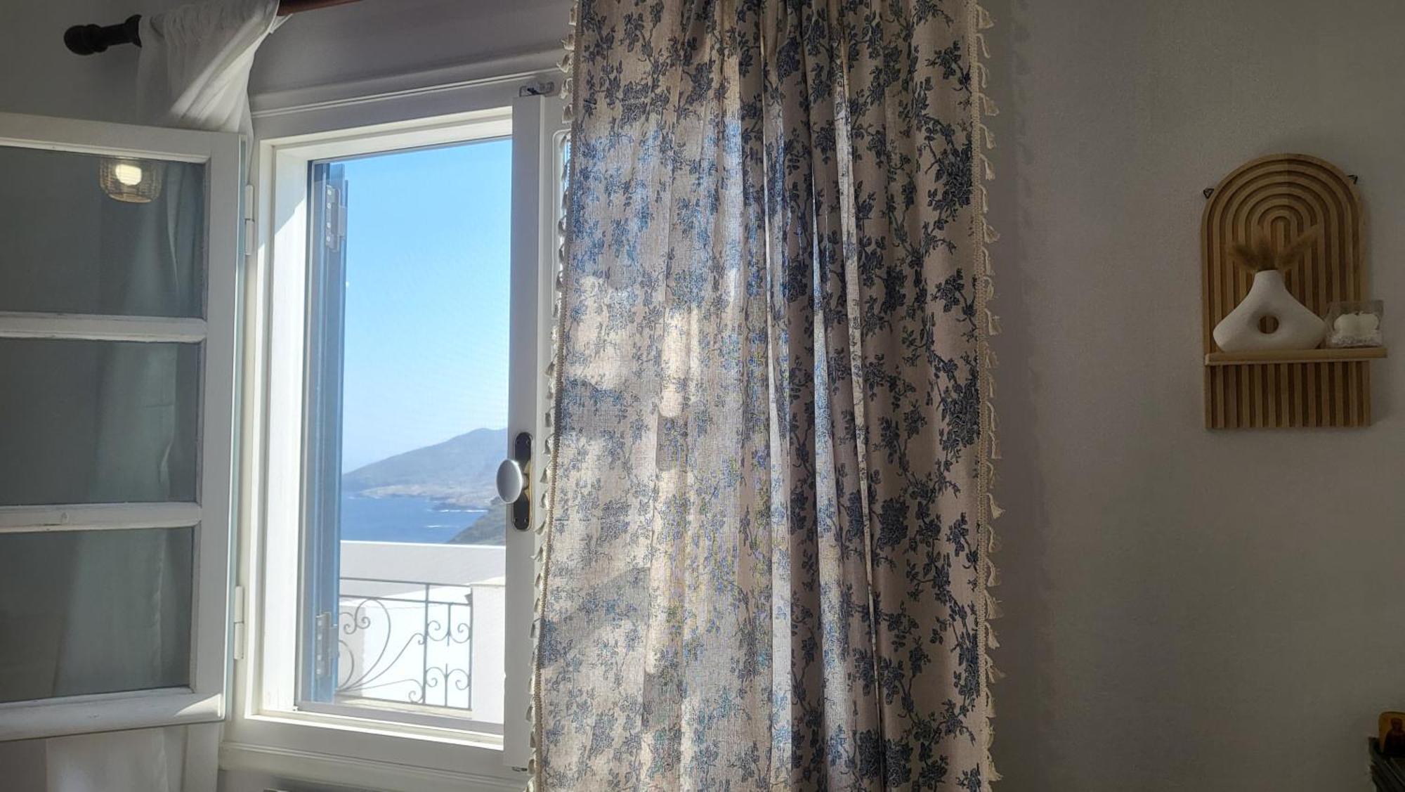 Houlia με δωρεάν χώρο στάθμευσης Στενιές