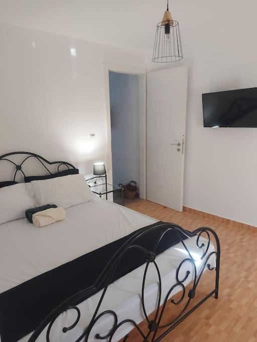 Holiday home Houlia με δωρεάν χώρο στάθμευσης Stenies